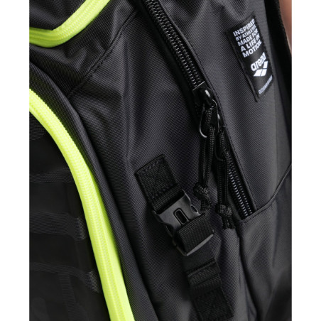 ARENA Fastpack 3.0 Dark Smoke Neon Yellow - Sac à Dos Natation, Sport et Piscine | Les4Nages