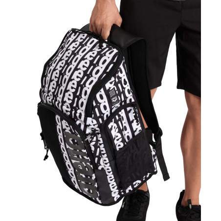 ARENA SPIKY 3 45L Allover Monogram - Sac à Dos Natation et Piscine | Les4Nages