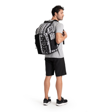 ARENA SPIKY 3 45L Allover Monogram - Sac à Dos Natation et Piscine | Les4Nages