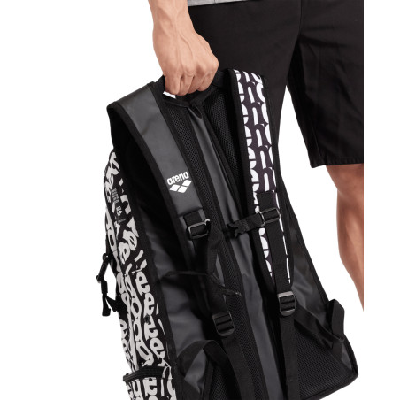 ARENA Fastpack 3.0 Allover Monogram - Sac à Dos Natation, Sport et Piscine | Les4Nages