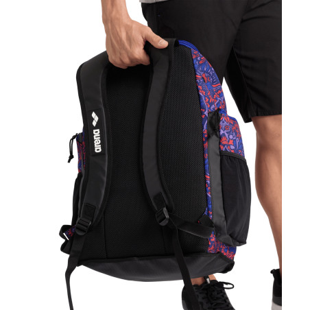 ARENA SPIKY 3 BACKPACK 45L Allover LYDIA TAPESTRY - Sac à Dos Natation, Sport et Piscine  | Les4Nages