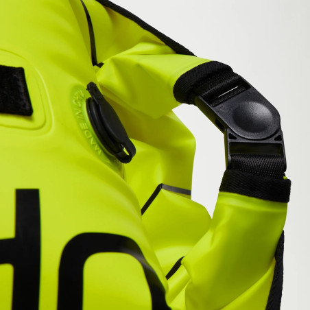 Bouée de sécurite avec sac étanche nage en eau libre / Swimrun SPEEDO TOW FLOAT - Flottabilité 125 Newtons | Les4Nages