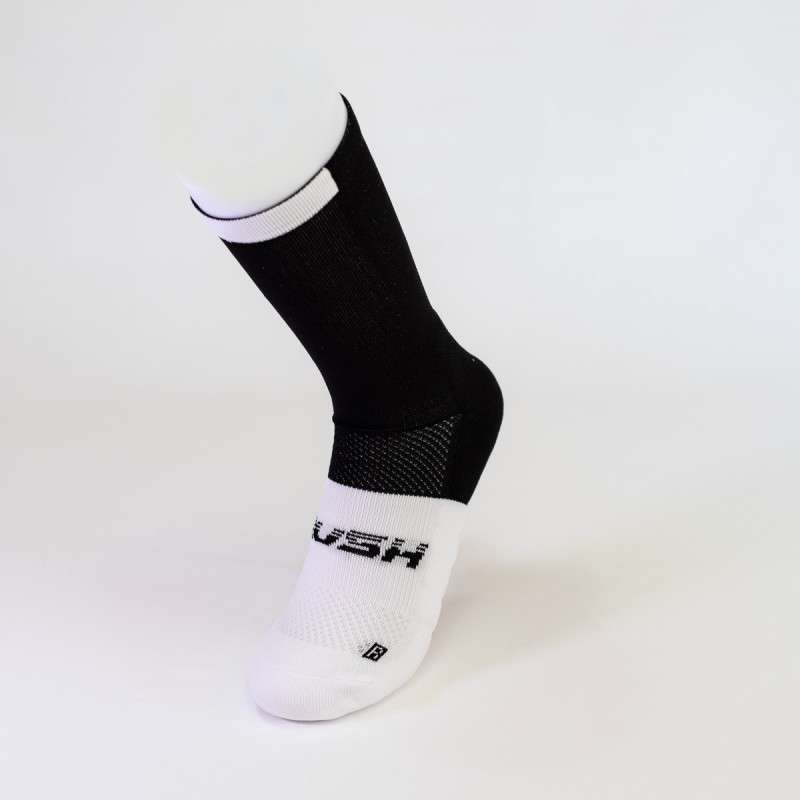 RUSH Med SOCKS BLACK - WHITE - Socquettes Cyclisme, Triathlon | Les4Nages