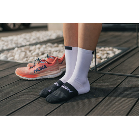 RUSH Med SOCKS WHITE - BLACK - Socquettes Cyclisme, Triathlon | Les4Nages