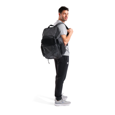 ARENA ONE GO BACKPACK 45L BLACK- Sac à Dos Natation et Piscine | Les4Nages