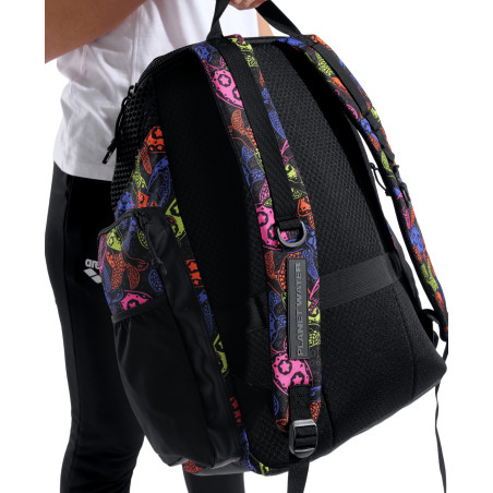 ARENA ONE GO BACKPACK 45L AO SEA TURTLES- Sac à Dos Natation et Piscine - VP Arena Janvier 2026 | Les4Nages