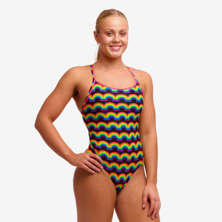 Maillot Menstruel Natation FUNKITA Rainbowie Diamond Secure - Maillot Femme 1 piece | Les4Nages Maillot Menstruel Natation FUNKITA Rainbowie Diamond Secure - Maillot Femme 1 piece | Les4Nages
