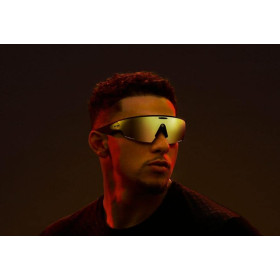 OAKLEY META VANGUARD IA Black Prizm Road - Lunettes solaires connectées avec Caméra et écouteurs intégrés
