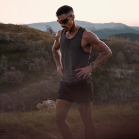 OAKLEY META VANGUARD IA White Prizm Saphir - Lunettes solaires connectées avec Caméra et écouteurs intégrés