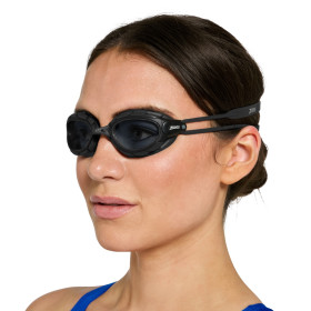 ZOGGS Predator Black Black Tint Smoke Smaller Fit - Lunettes Triathlon et eau libre